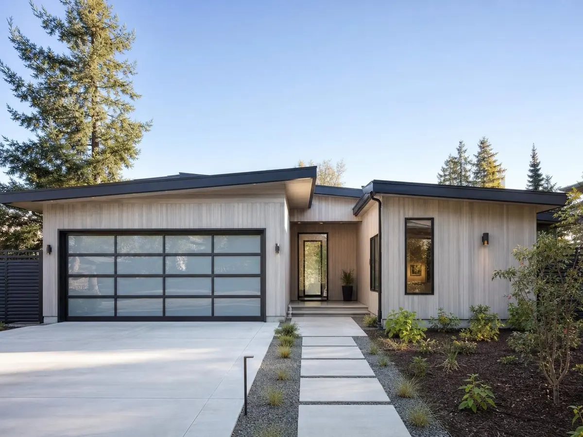 Metal Siding Roble Claro aplicado en exterior